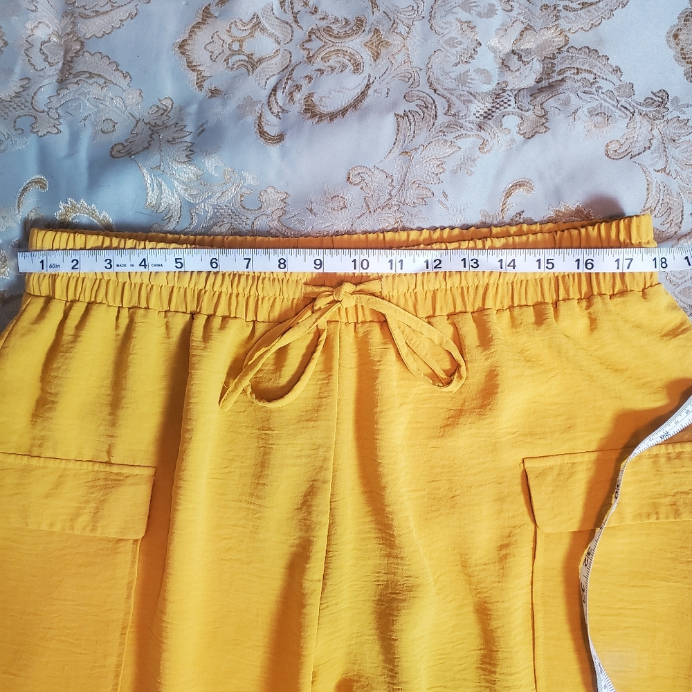 NYCC Pull On Adjustable Waist Button Detail Cargo Ankle Pants, XL, Yellow - Picture 7 of 14